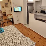 Cosy Open Large Studio By Galerious Parace Yr1
